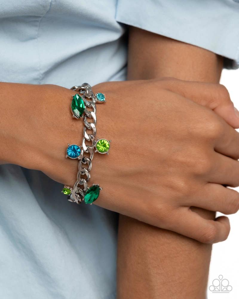 Captivating Class - Complete Look | Paparazzi Accessories