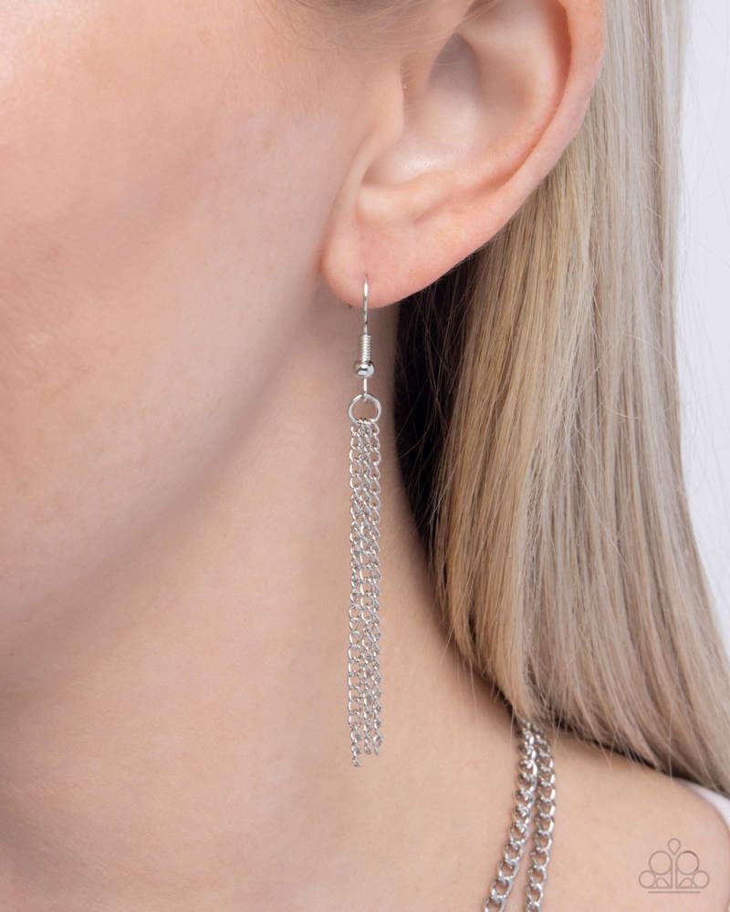 Commanding Connections - Black | Paparazzi Accessories