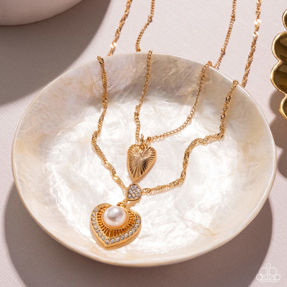 Abstract Affection Necklace - Gold | Paparazzi Accessories