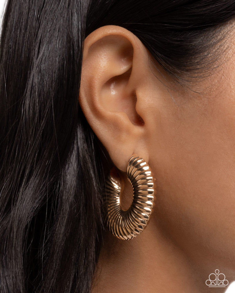 Spontaneous Spirals Earrings - Gold