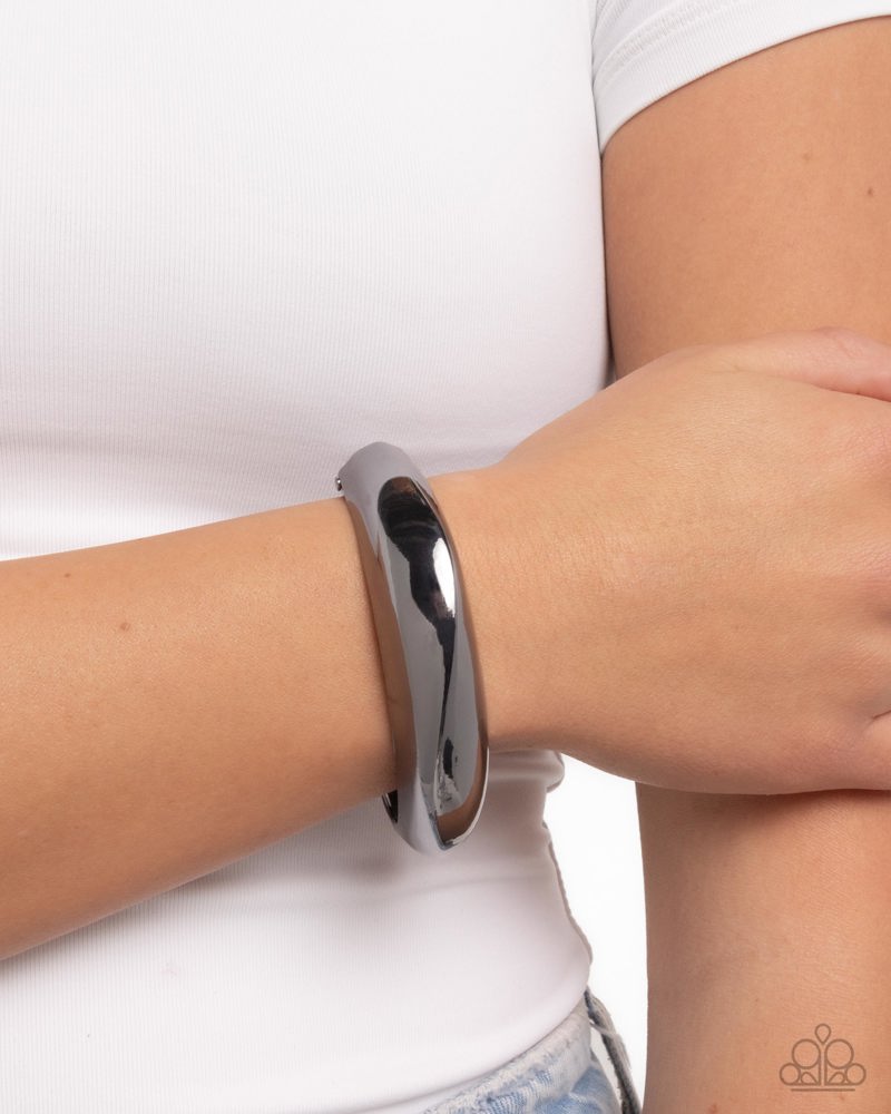 Sleek Sojourn Bracelet - Black | Paparazzi Accessories