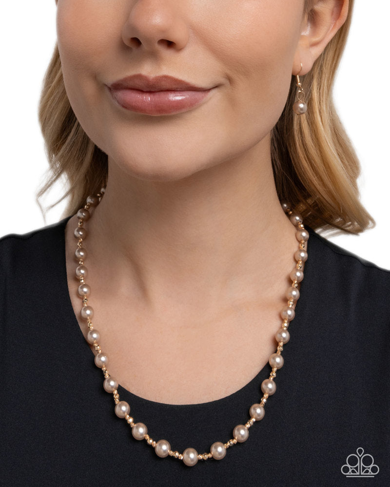 Pearl Premiere Necklace - Brown image 3
