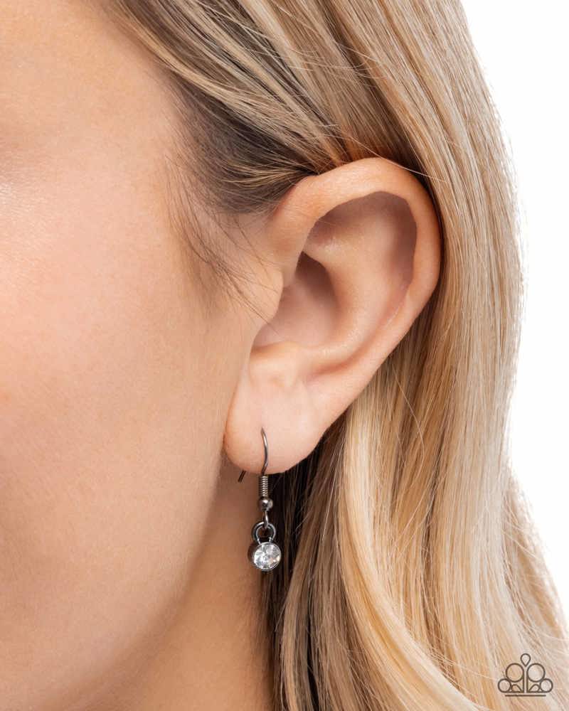 True Love Tiers Necklace - Black