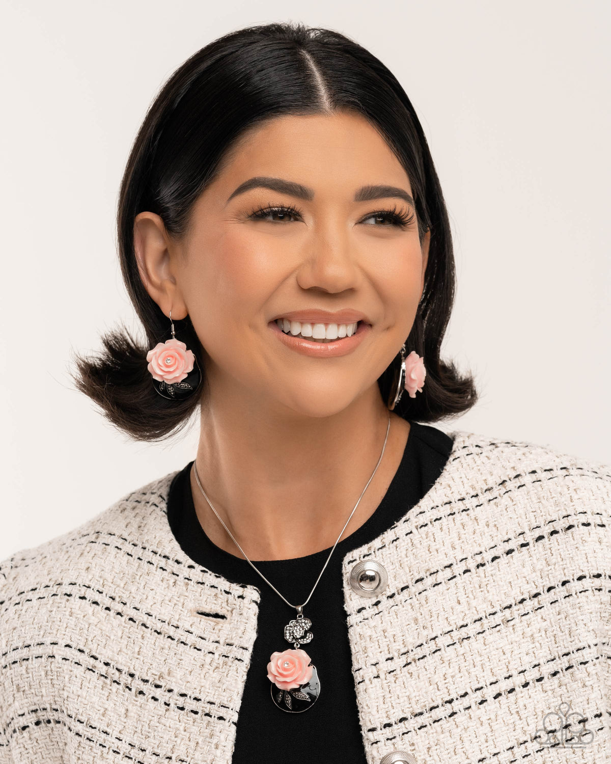 Rosy Reception - Complete Look | Paparazzi Accessories