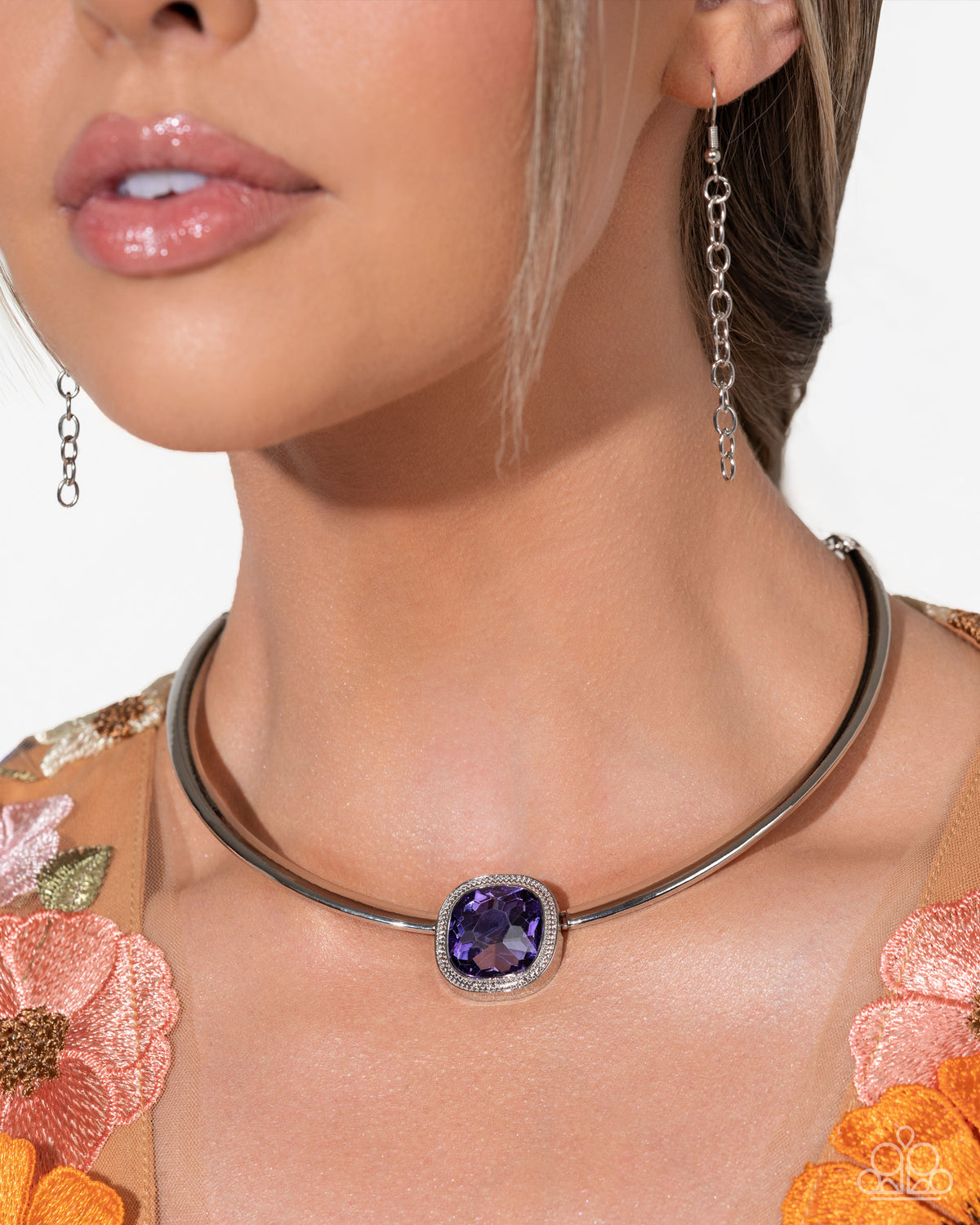 Asscher Assumption Necklace - Complete Look image 4