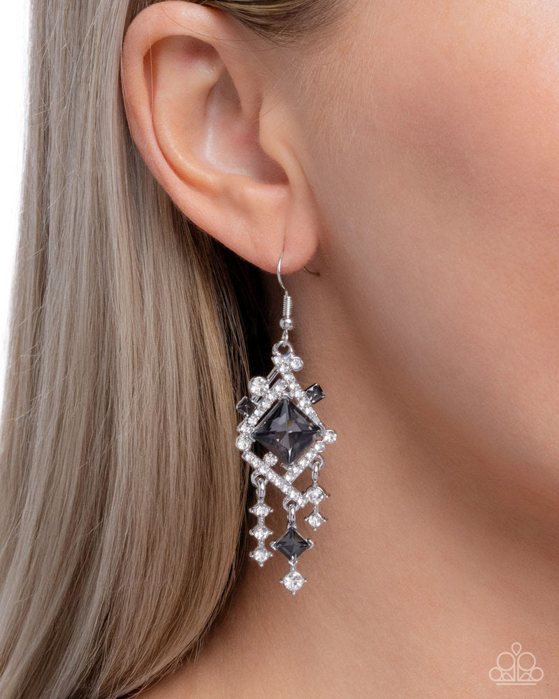 Square Sashay - Silver | Paparazzi Accessories