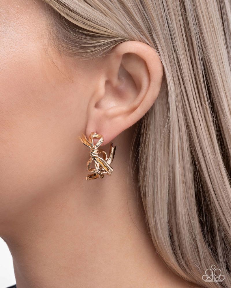 Coquette Catwalk Earrings - Gold