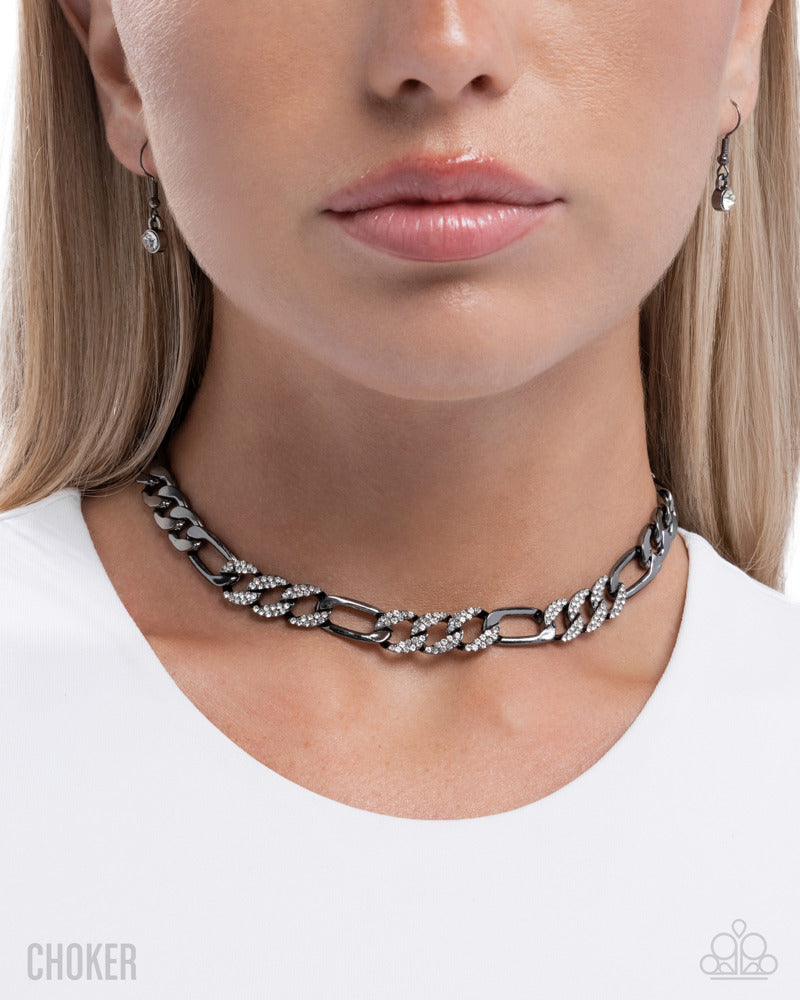 Daring Delight - Black