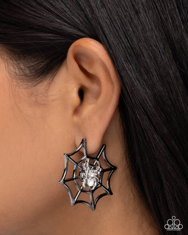 Spiderweb Showcase Earrings - Black
