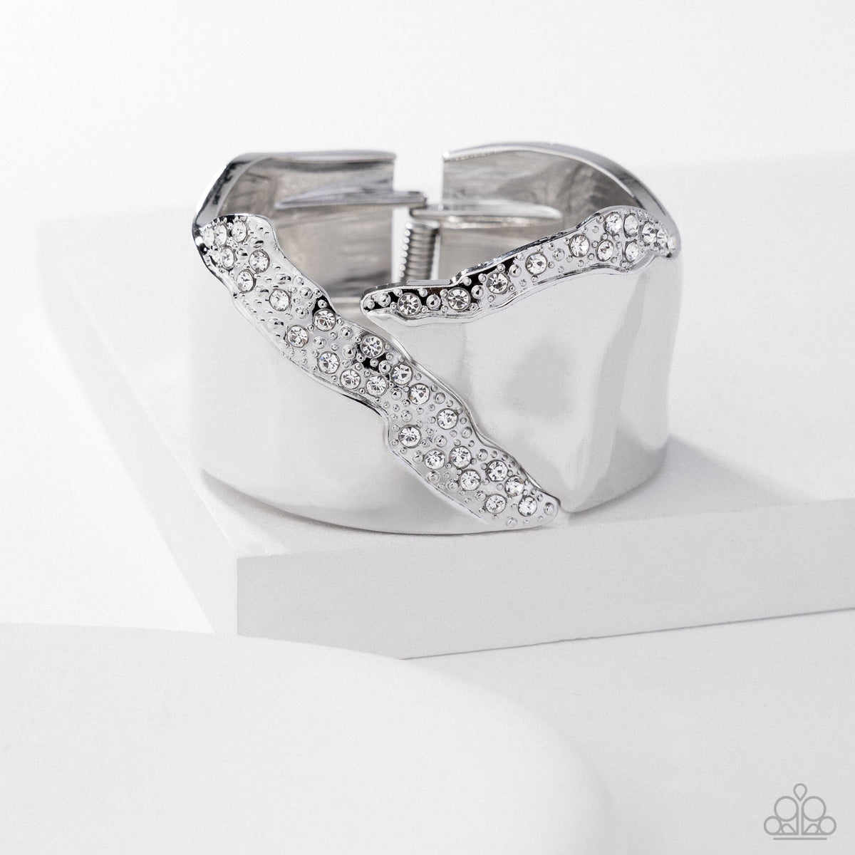 Twinkly Traverse Bracelet - White | Paparazzi Accessories