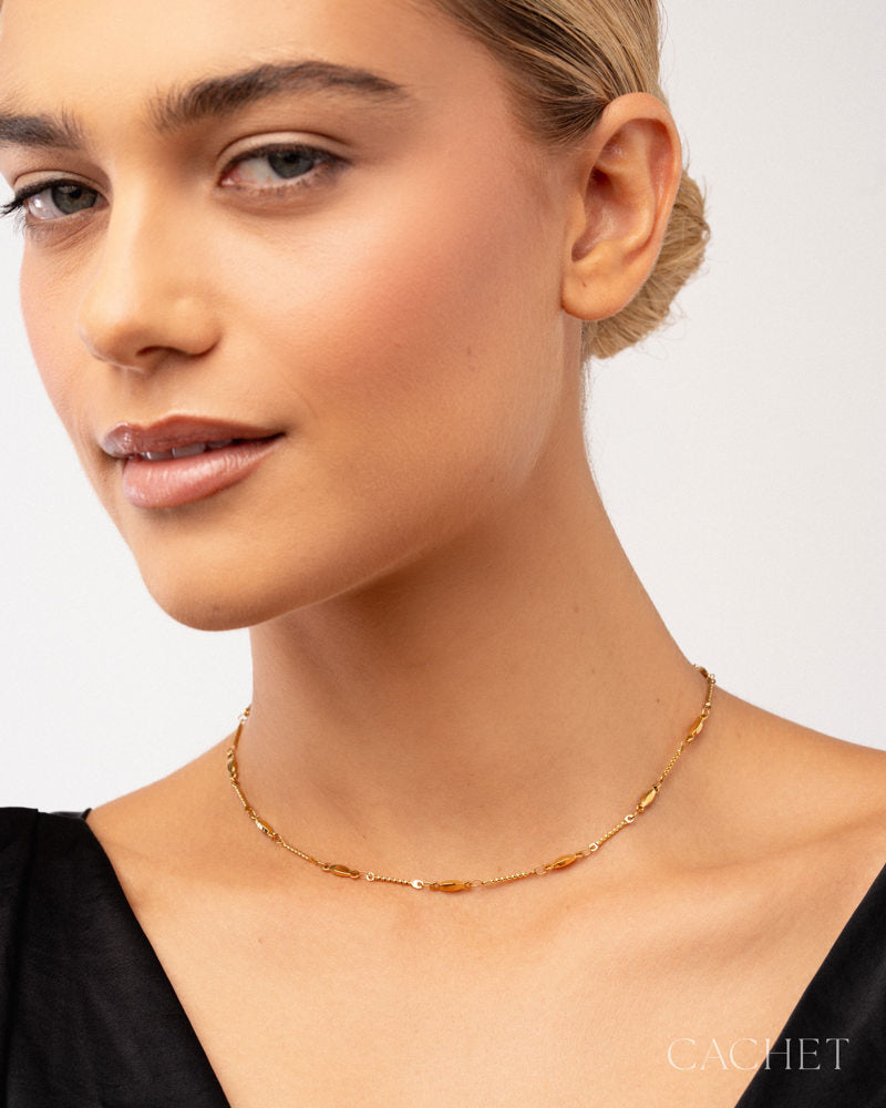 Confiance Necklace - 18K Gold | Paparazzi Accessories image 4