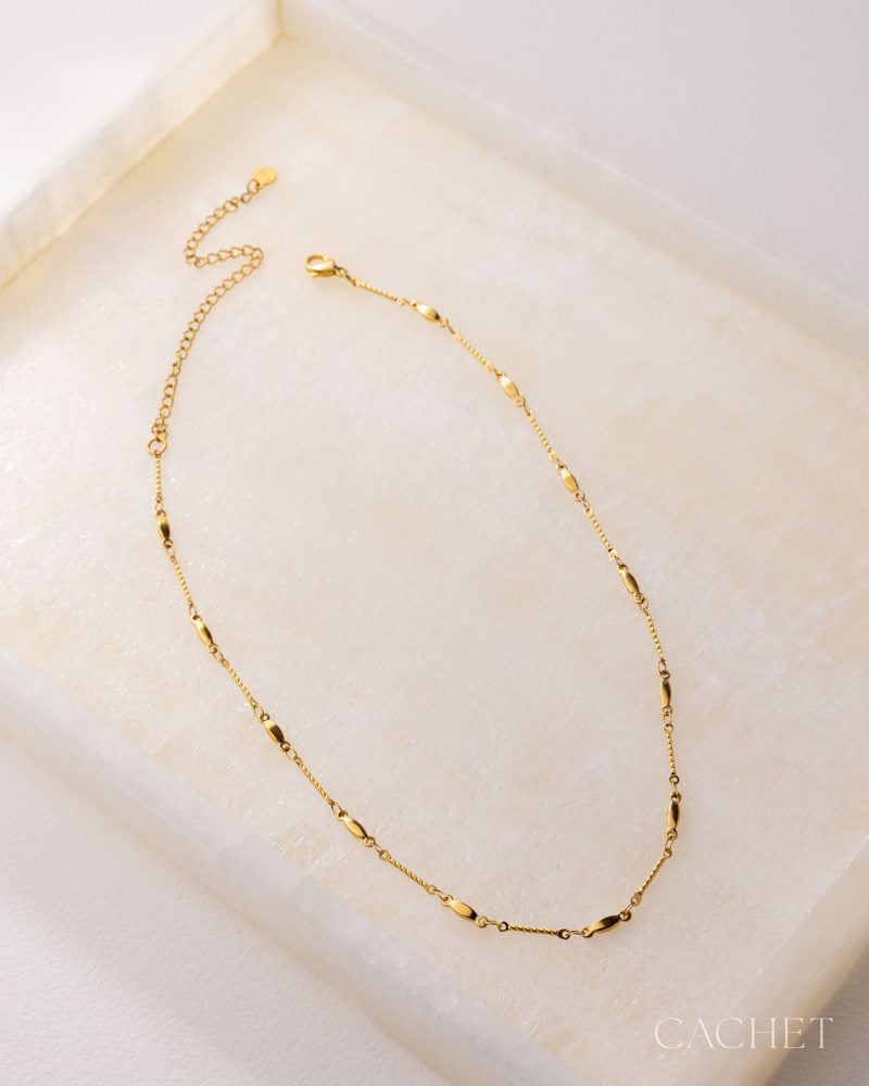 Confiance Necklace - 18K Gold | Paparazzi Accessories