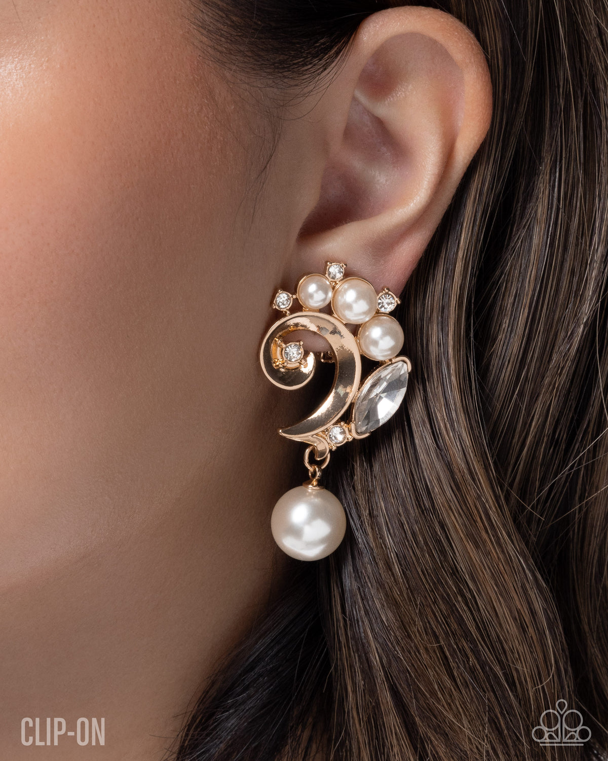 Polished Pact - Gold | Paparazzi Accessories