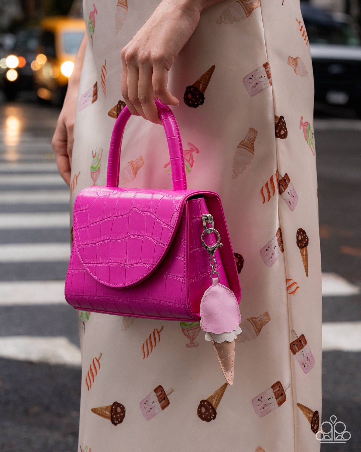 Iconic Ice Cream Ring - Pink