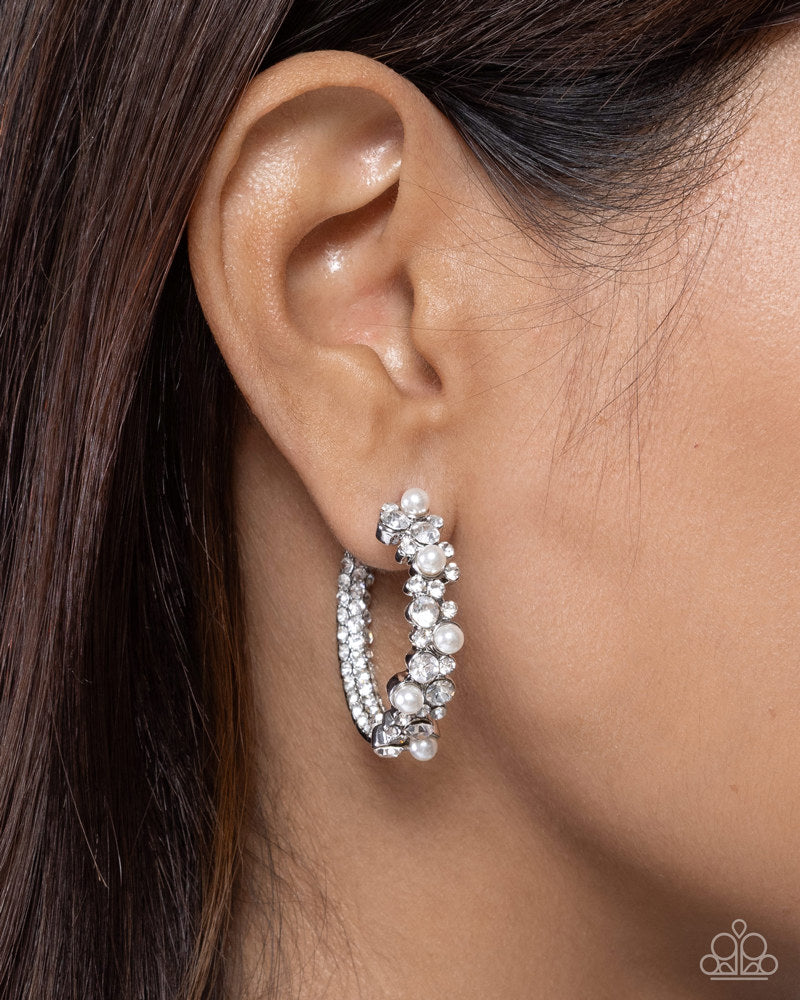 Graceful Gaze Earrings - White