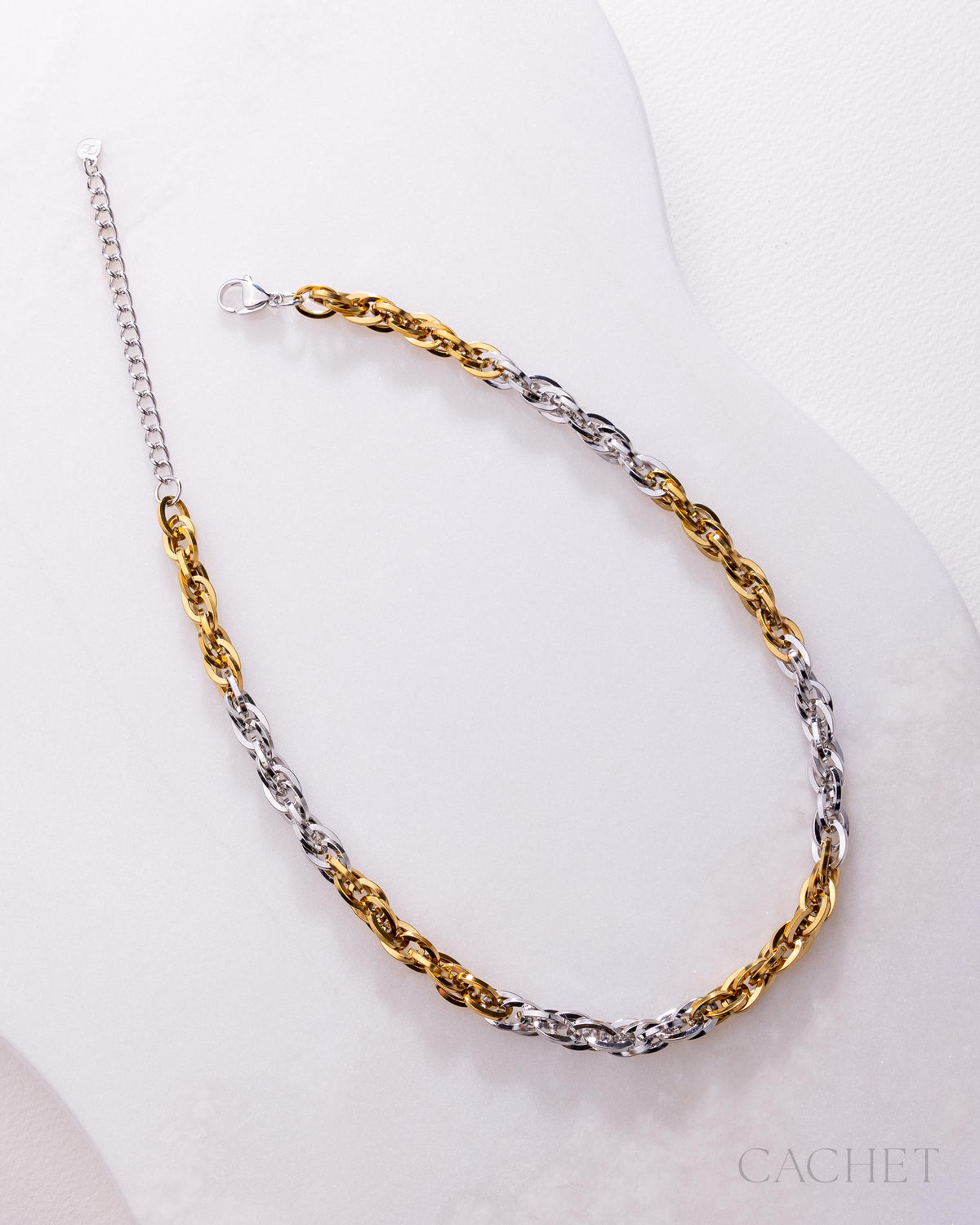 Saisonnière - 18K Gold/Rhodium Plated Necklace - LOP Diamond Trip Early Access Exclusive - Cache | Paparazzi Accessories