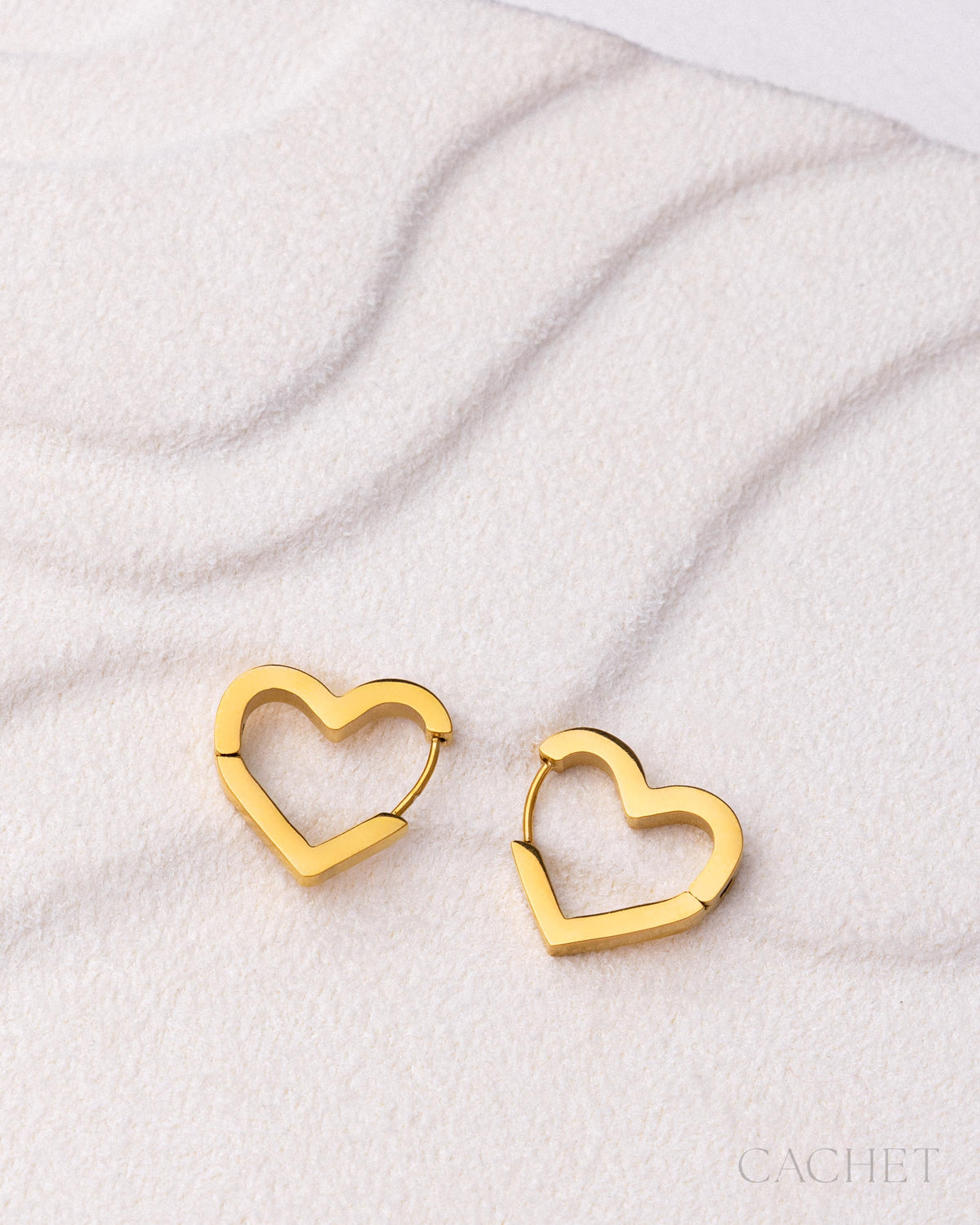 Sincère Earrings - 18K Gold | Paparazzi Accessories