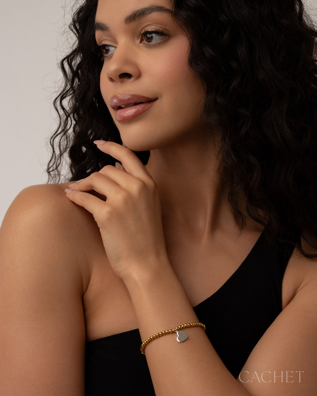 Stupéfiant Bracelet - 18K Gold | Paparazzi Accessories image 4