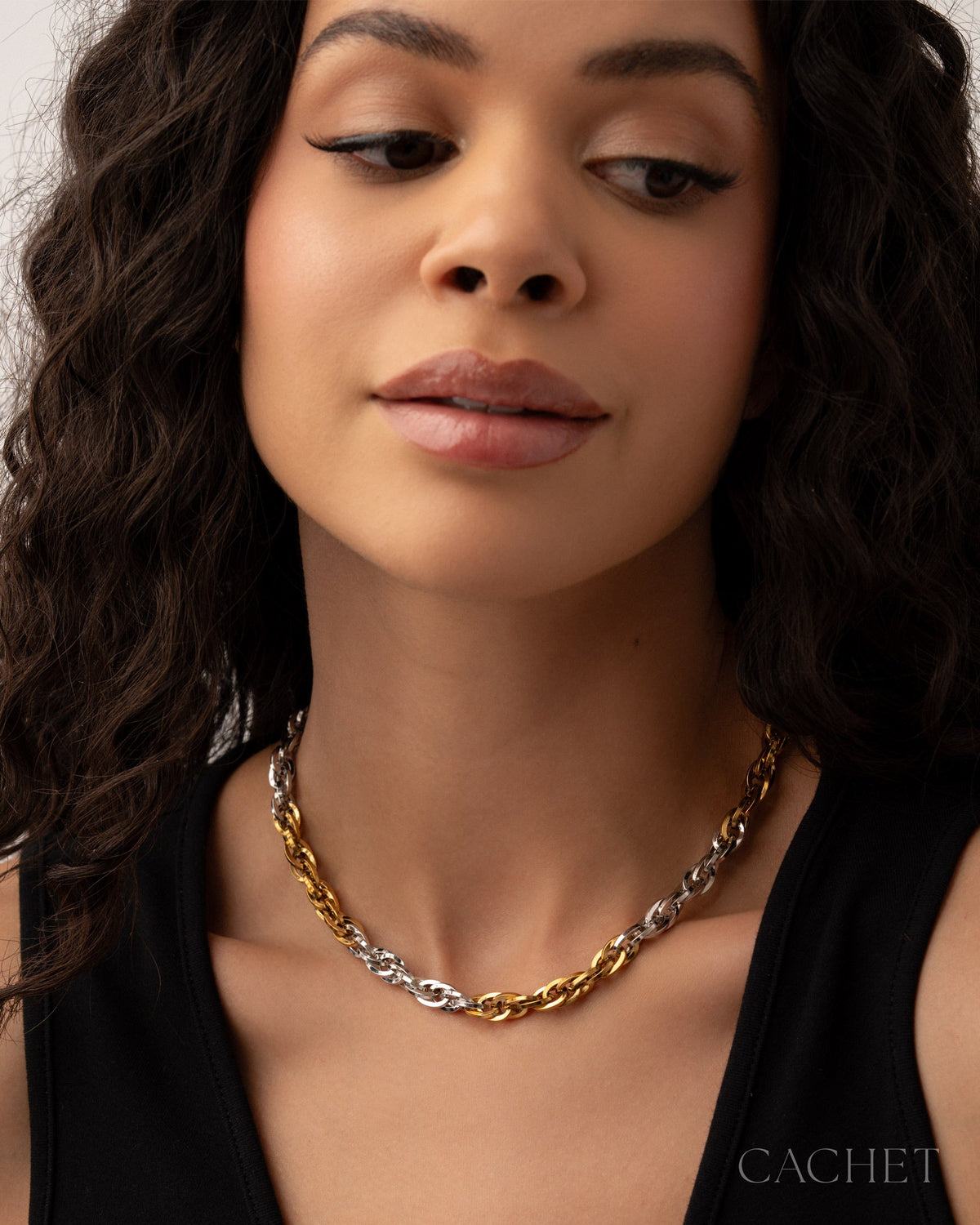 Saisonnière - 18K Gold/Rhodium Plated Necklace - LOP Diamond Trip Early Access Exclusive - Cache | Paparazzi Accessories