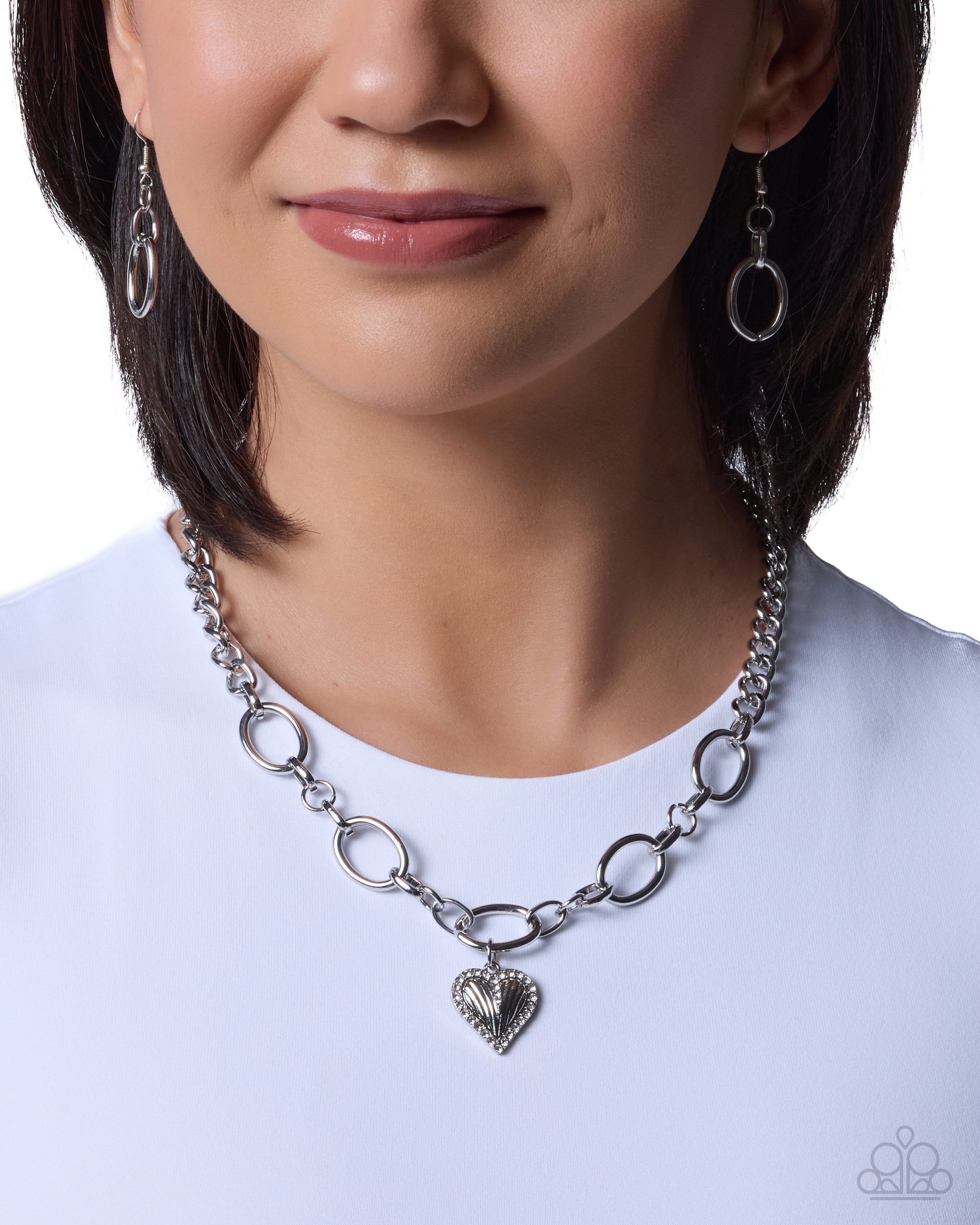 Lunch Date Necklace - White | Paparazzi Accessories image 3