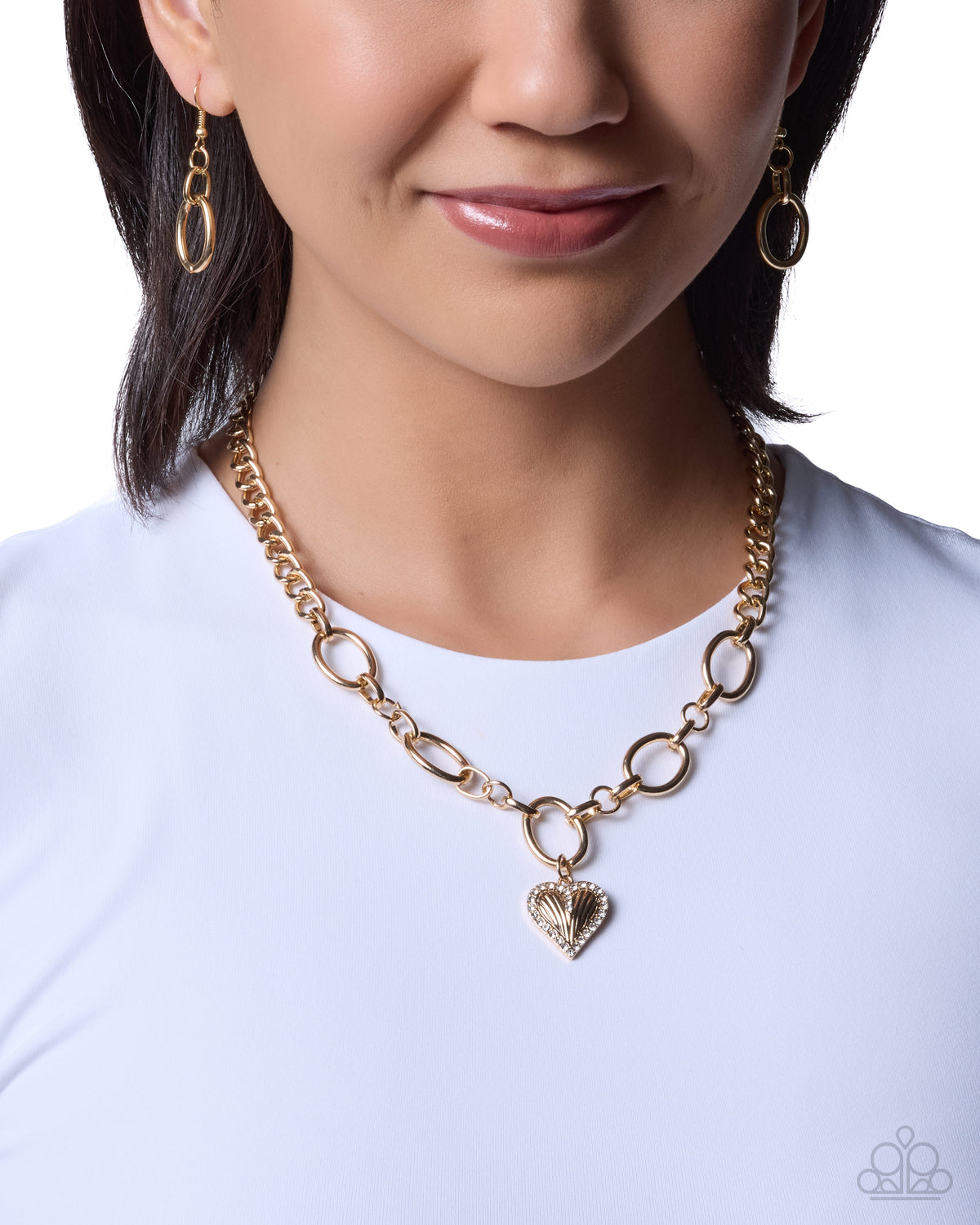 Lunch Date Necklace - Gold | Paparazzi Accessories image 3