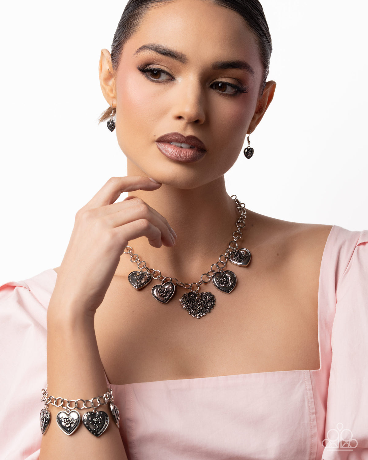 Chic Conclusion - Silver | Paparazzi Accessories