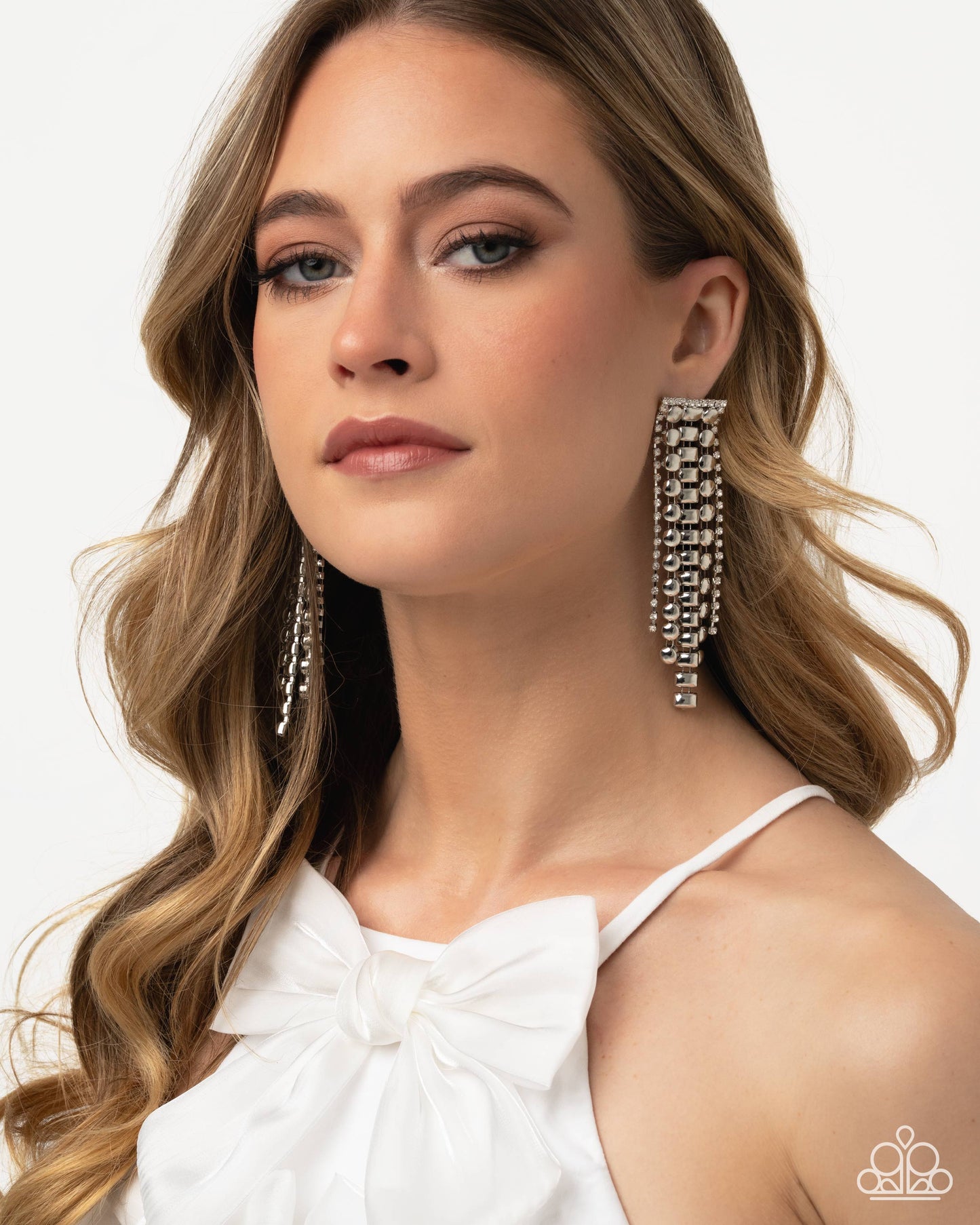 Confident Cadenza Earrings - White image 4