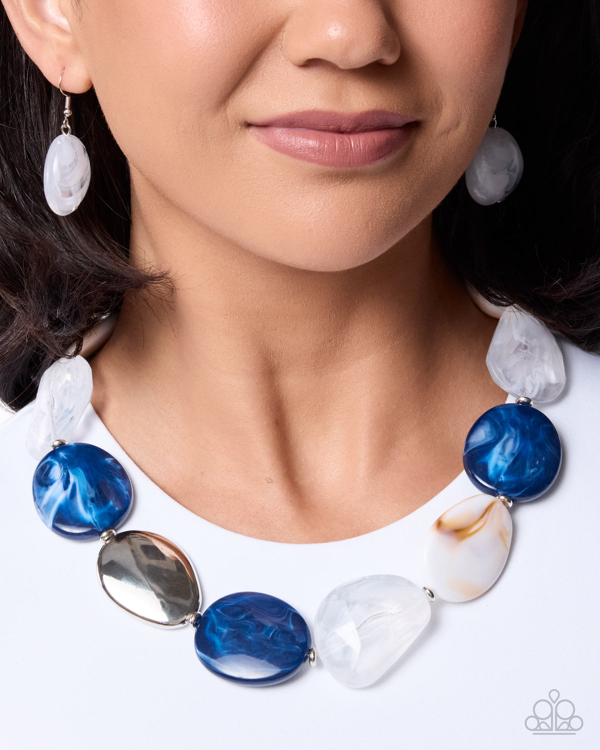 Stunning Spirals Necklace - Blue | Paparazzi Accessories image 3