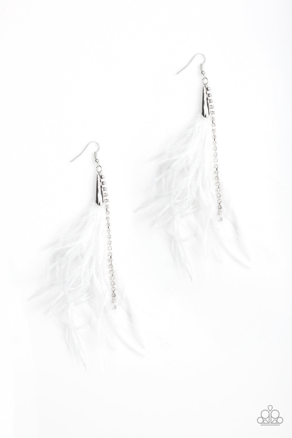 Paparazzi Showstopping Showgirl - White - Pusher P