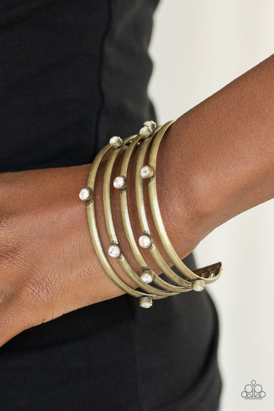 Paparazzi Sugarlicious Sparkle - Brass - Pusher P