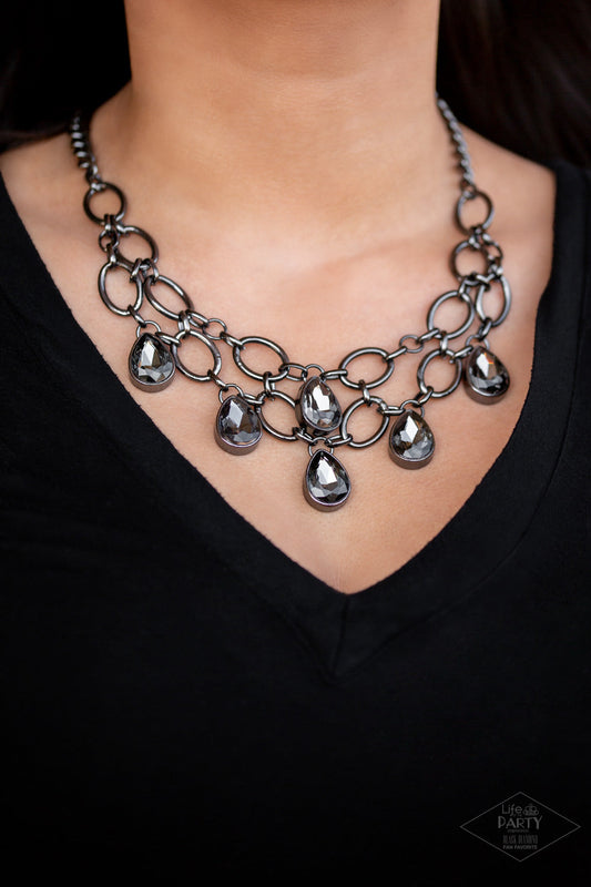 Paparazzi Show-Stopping Shimmer - Black - Pusher P