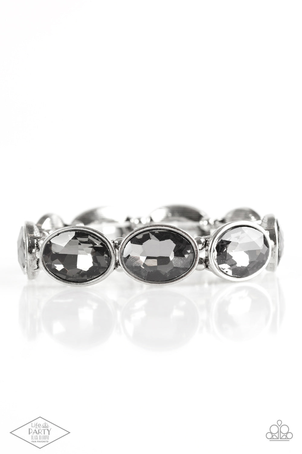 Paparazzi DIVA In Disguise - Silver Bracelet - Pusher P