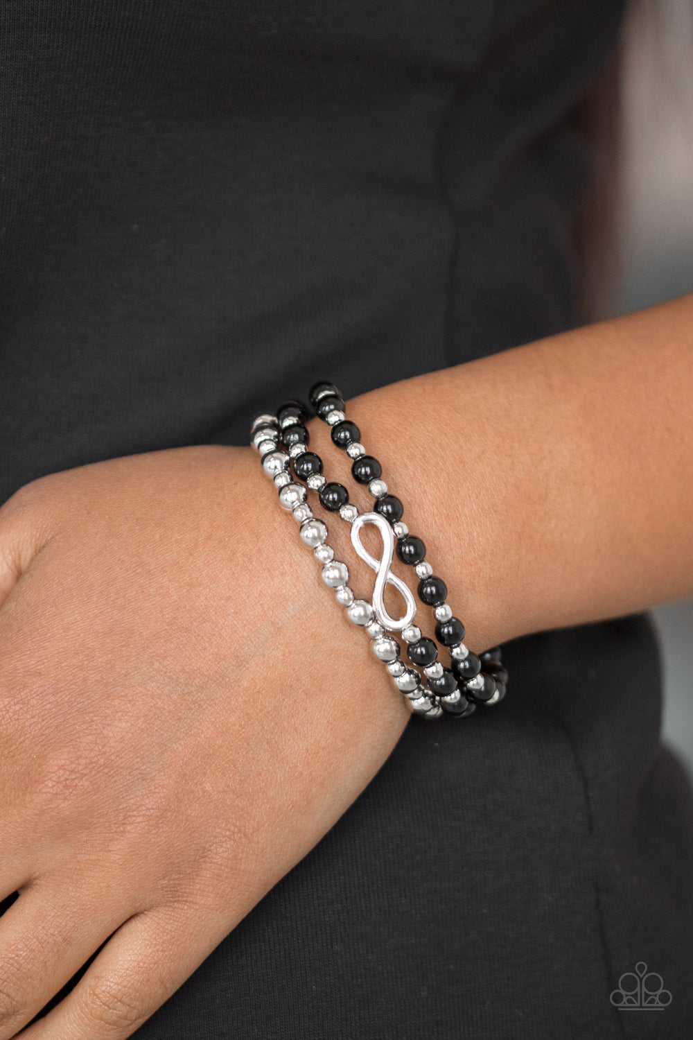 Paparazzi Immeasurably Infinite - Black Bracelet - Pusher P