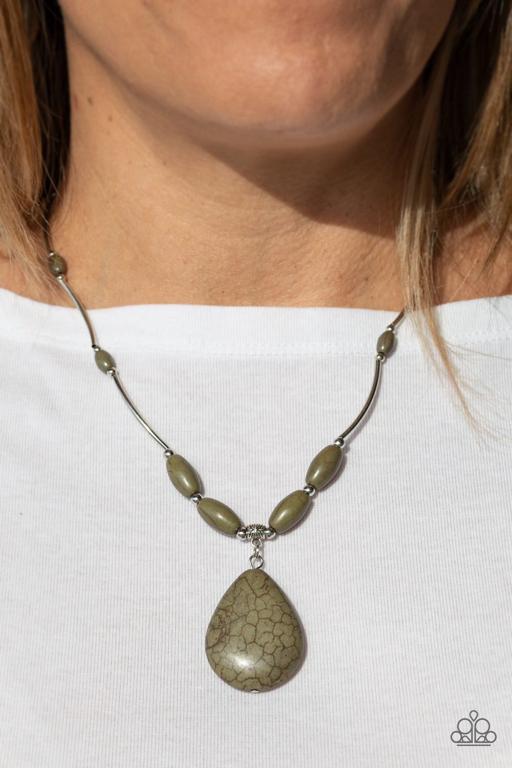 Paparazzi Explore The Elements - Green Necklace - Pusher P