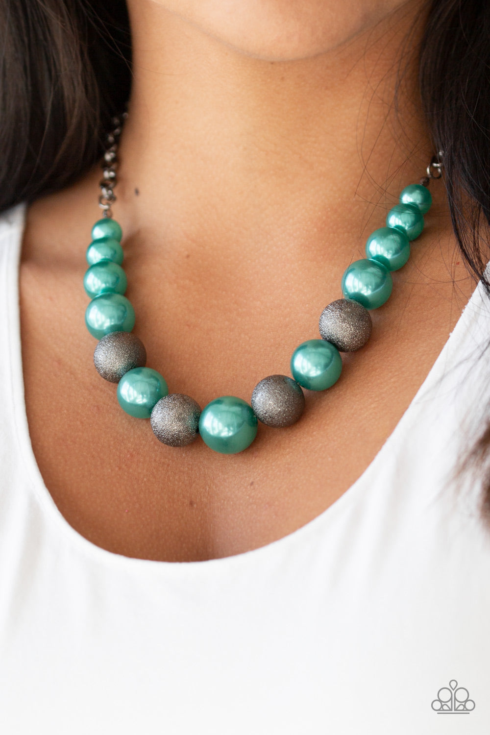 Paparazzi Color Me CEO - Green Necklace - Pusher P