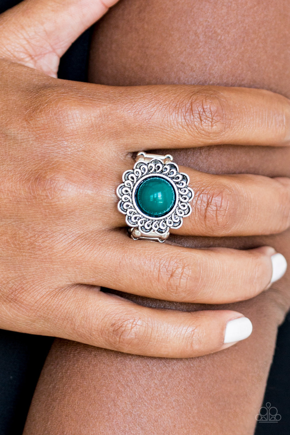 Paparazzi Garden Stroll - Green Earrings - Pusher P