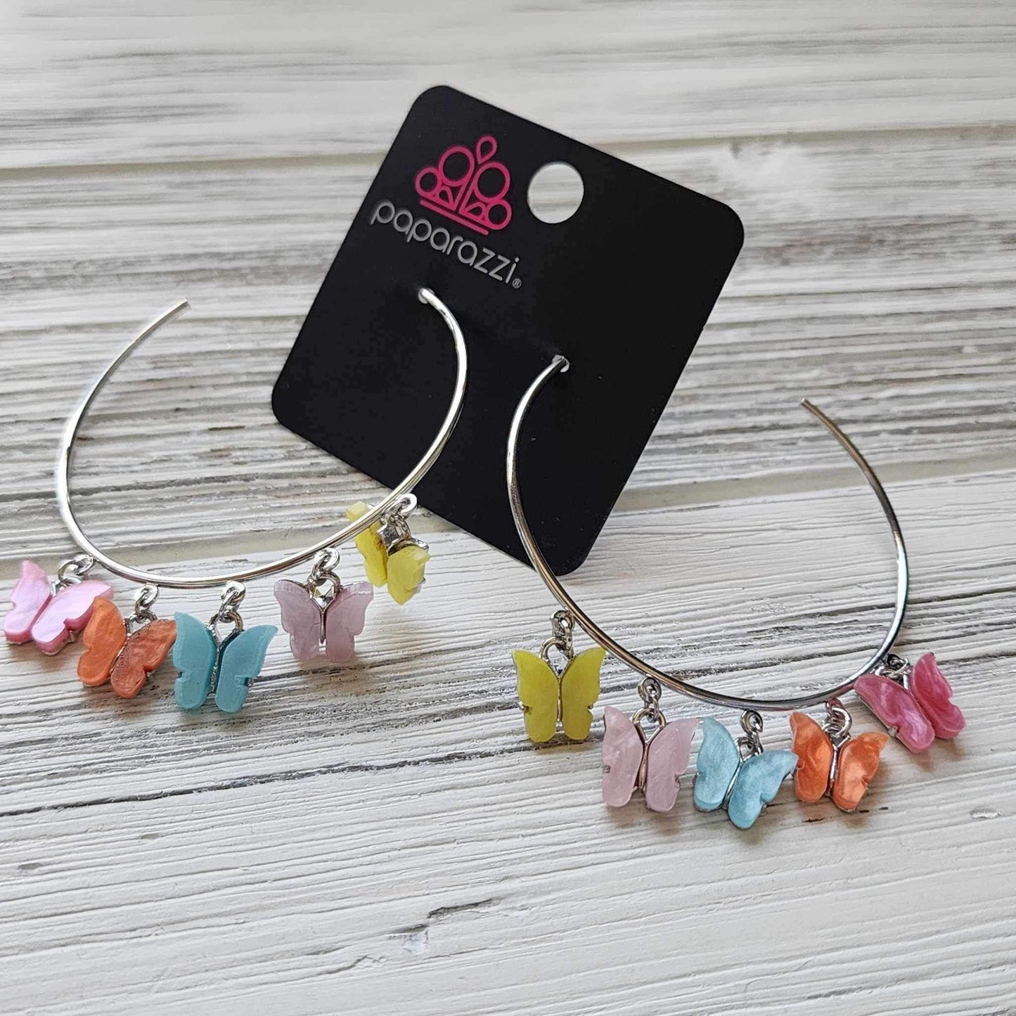 April 2024 Life of the Party - 5 Piece Jewelry Set