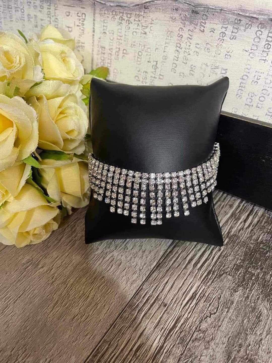 April 2024 Life of the Party - 5 Piece Jewelry Set