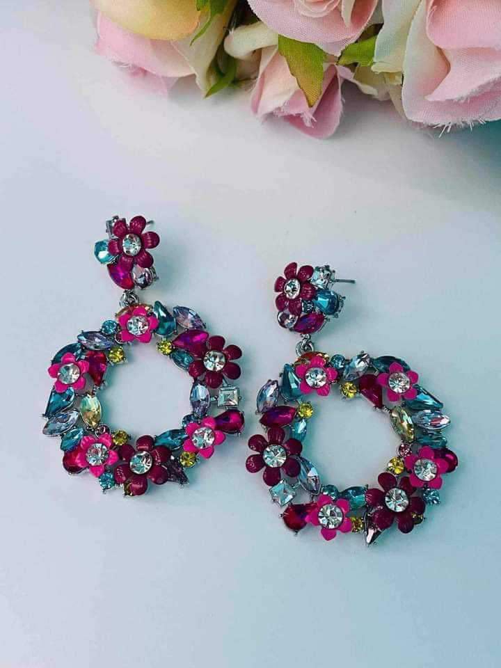February 2024 Life of the Party - 5 Piece Jewelry Set
