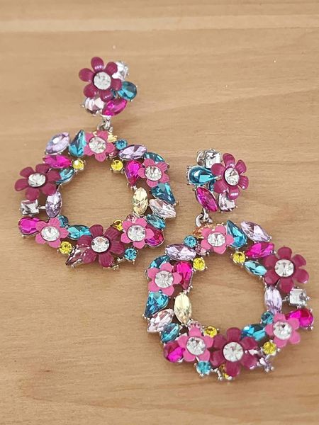 February 2024 Life of the Party - 5 Piece Jewelry Set