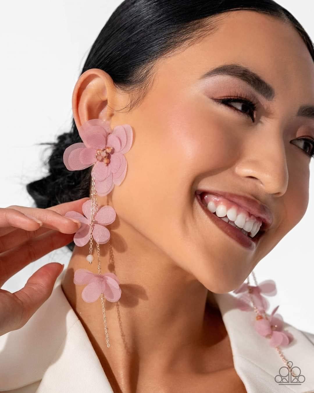 October 2024 Life of the Party - 5 Piece Jewelry Set
