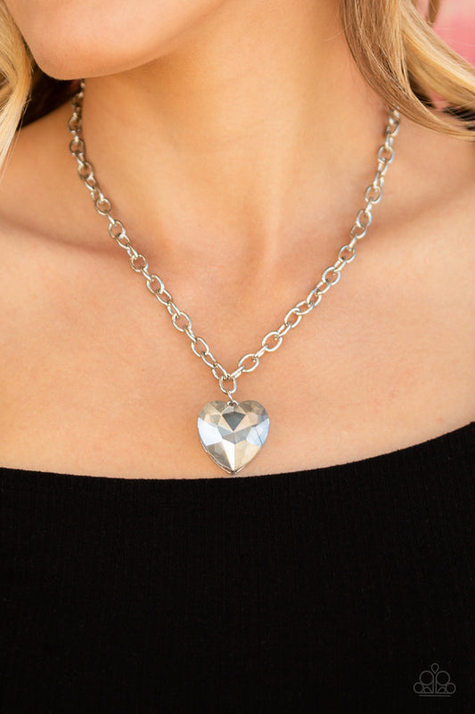 Paparazzi Flirtatiously Flashy - Silver - Pusher P
