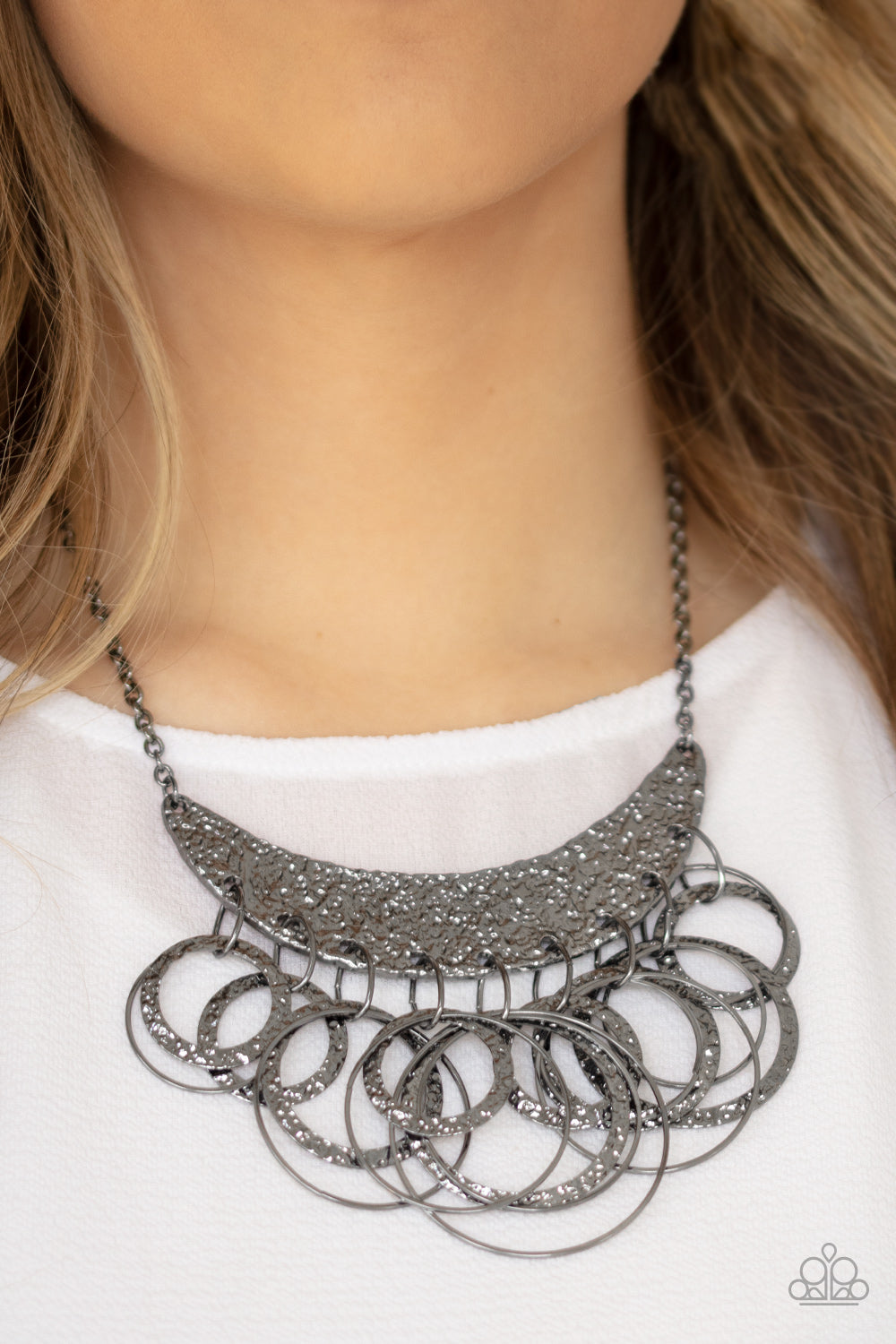 Paparazzi Metro Eclipse - Black Necklace - Pusher P