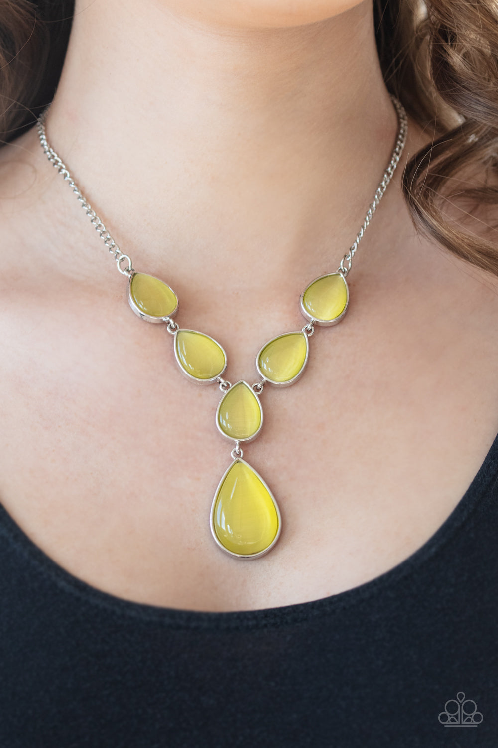Paparazzi Dewy Decadence - Yellow Necklace - Pusher P