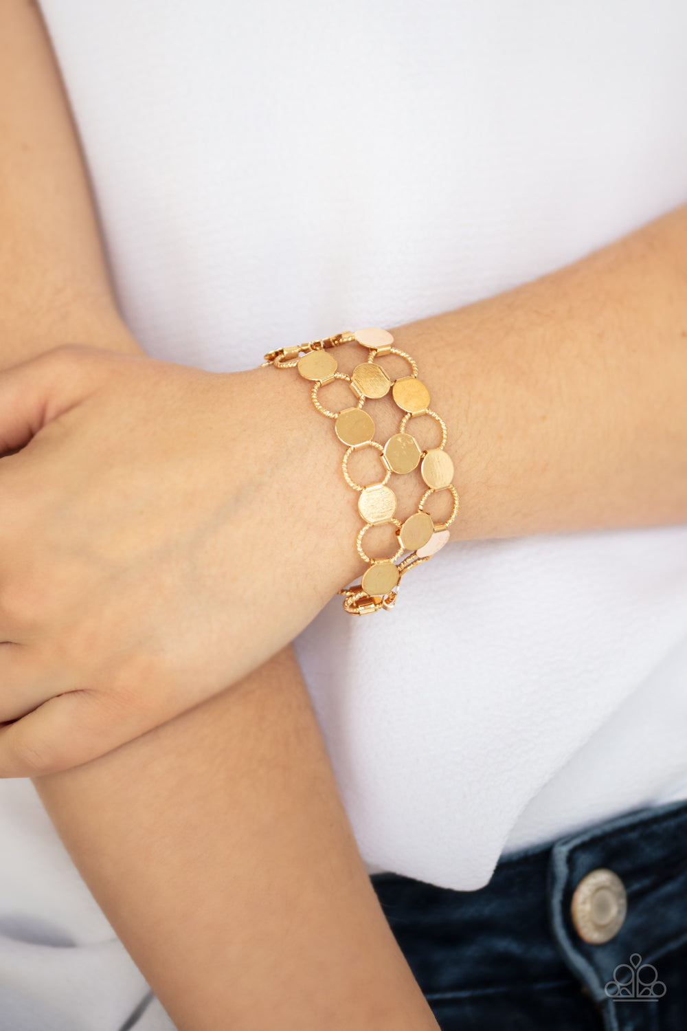 Paparazzi Cast a Wider Net - Gold Bracelet - Pusher P