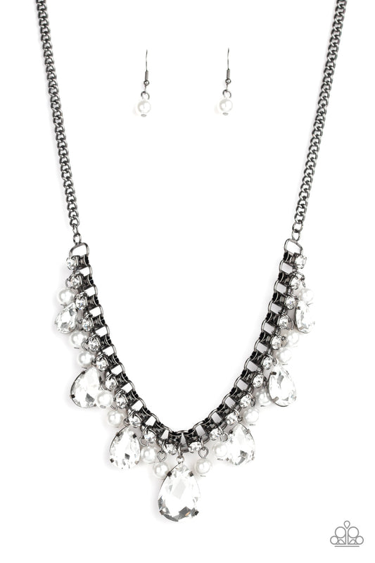 Paparazzi Knockout Queen - Black Necklace