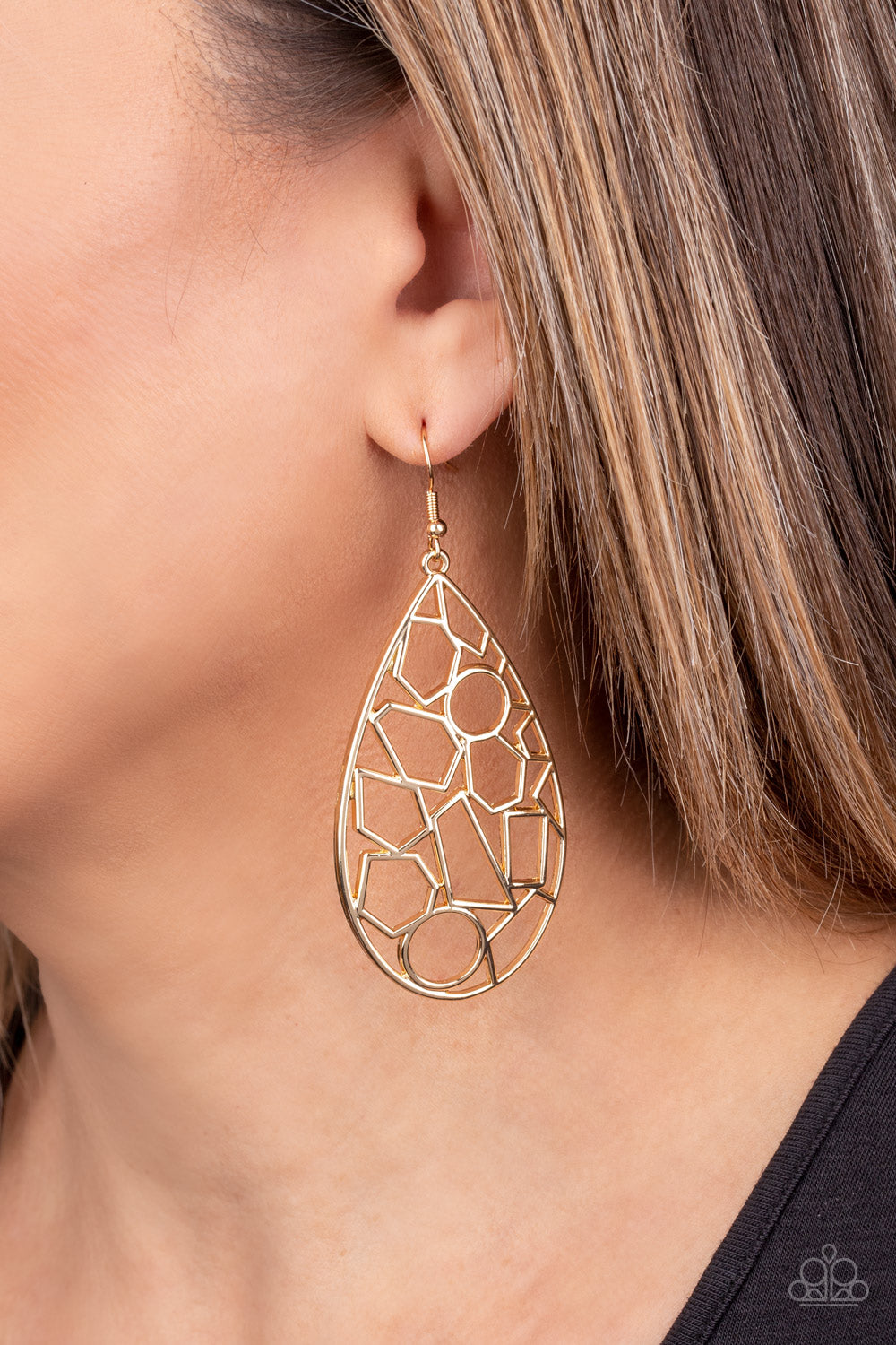Paparazzi Reshaped Radiance - Gold Earrings - Pusher P
