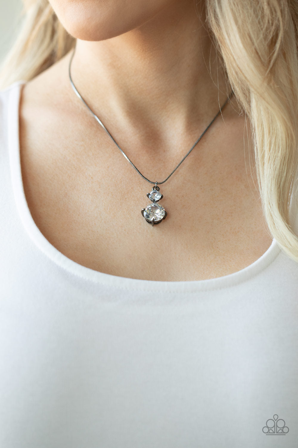 Paparazzi Top Dollar Diva Necklace - February 2021 Life Of The Party Exclusive - Pusher P