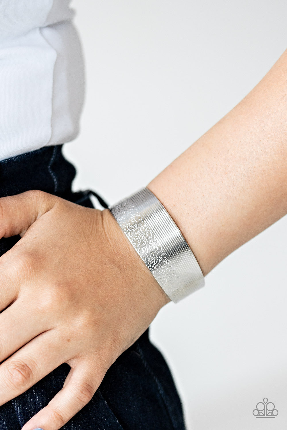 Paparazzi Mixed Vibes - Silver Bracelet - Pusher P
