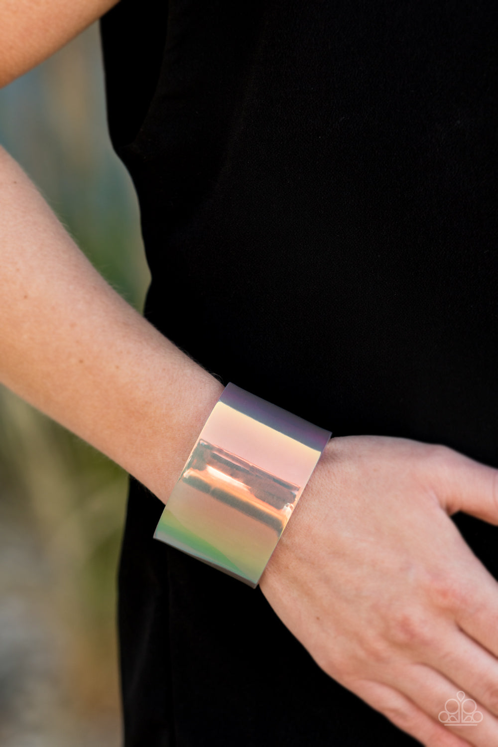 Paparazzi Holographic Aura - Multi Bracelet - Pusher P
